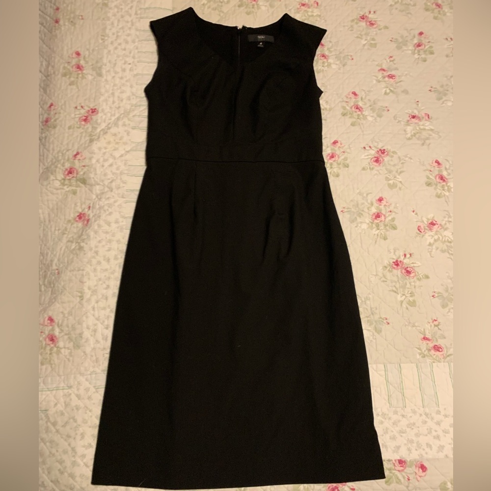 Black pencil skirt dress. Fitted.